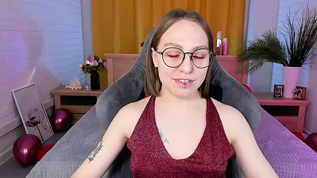 AphexQueen online show from 02/15/25, 12:11