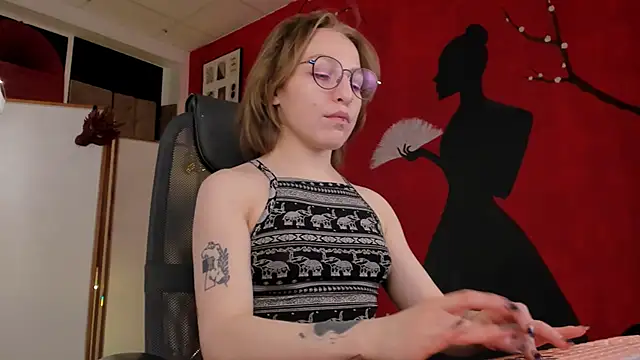 AphexQueen online show from 02/18/25, 12:28