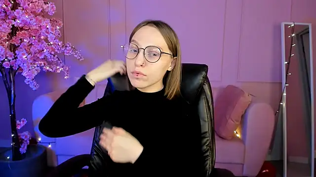 AphexQueen online show from 02/21/25, 01:11