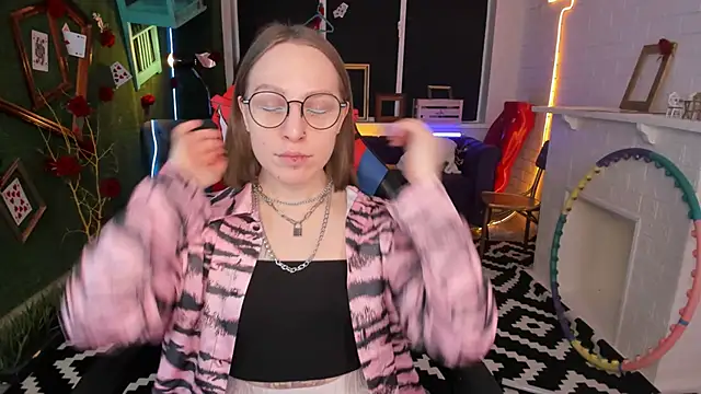 AphexQueen online show from 02/26/25, 01:08