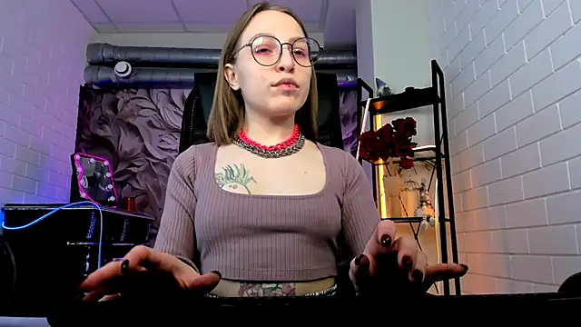 AphexQueen online show from 03/17/25, 09:12