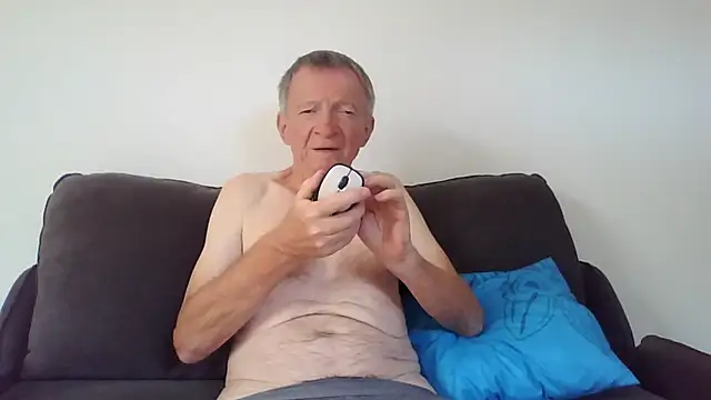 naturiste974 online show from 01/17/26, 08:08