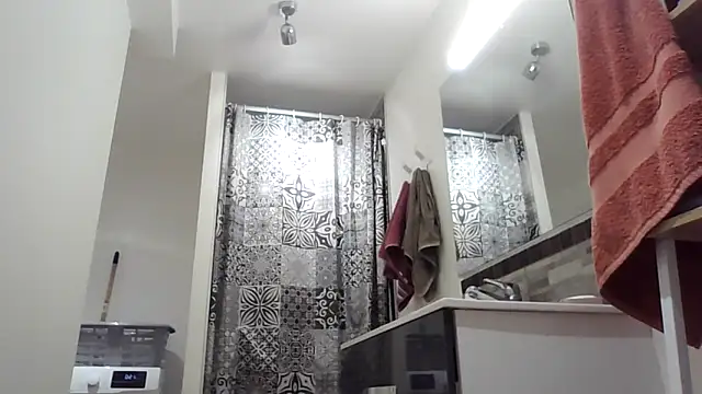 Snapshot of naturiste974 chatting on 02/16/26, 05:36 naturiste974 online show from 02/16/26, 05:36