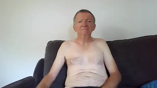 Snapshot of naturiste974 chatting on 02/27/26, 08:03 naturiste974 online show from 02/27/26, 08:03