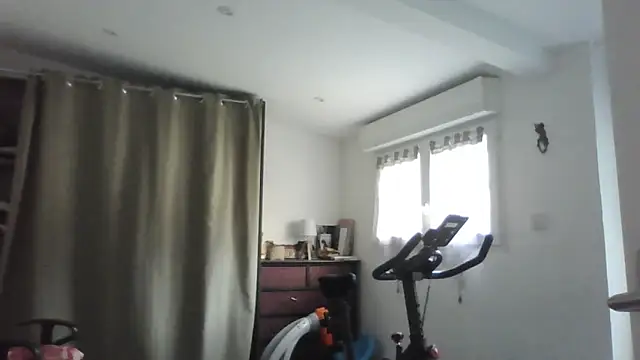 Snapshot of naturiste974 chatting on 05/11/26, 05:35 naturiste974 online show from 05/11/26, 05:35