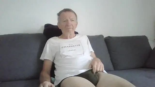 naturiste974 online show from 06/16/26, 04:48