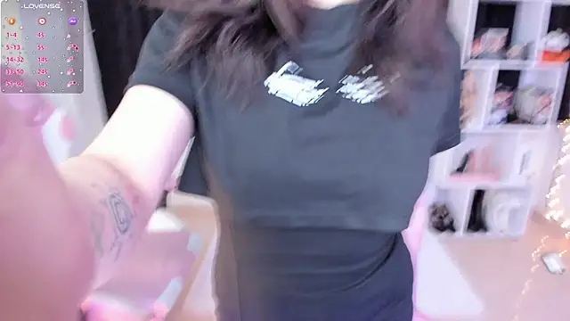 misshoneyxxx online show from 03/19/25, 01:54