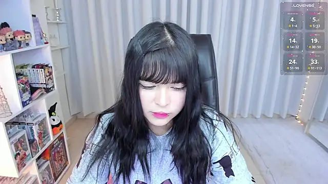 misshoneyxxx online show from 11/05/25, 03:17