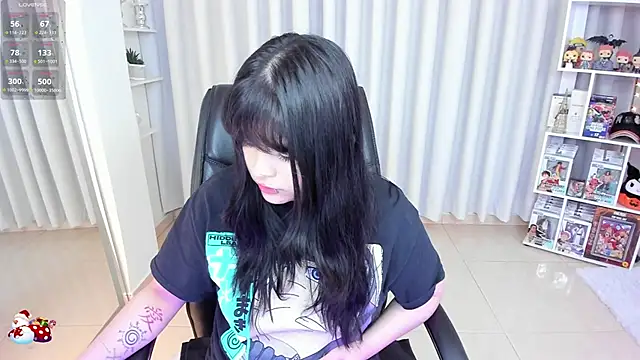 misshoneyxxx online show from 12/04/25, 04:33