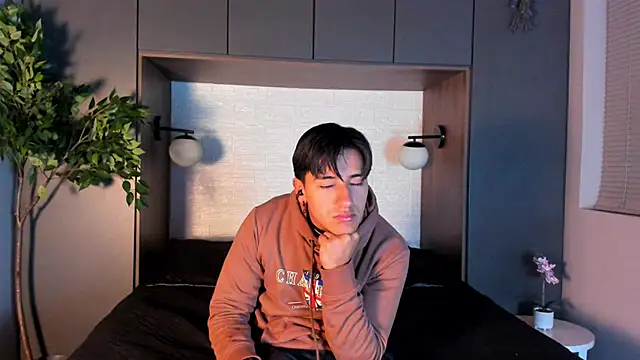 Andy Joy  online show from 11/23/25, 11:21