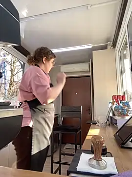 cinnabon  online show from 01/28/25, 12:00