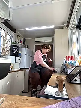 cinnabon  online show from 02/02/25, 11:51