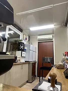 cinnabon  online show from 02/05/25, 05:42