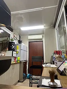 cinnabon  online show from 03/08/25, 04:39