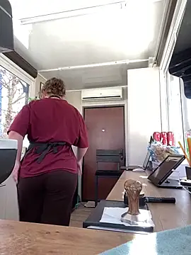 cinnabon  online show from 03/09/25, 09:02