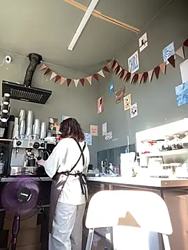 cinnabon  online show from 07/24/26, 02:04