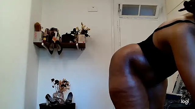 xTALLSEXYBUMx online show from 10/25/25, 05:26