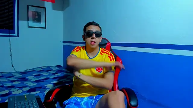 maxowens oficial online show from 06/18/26, 08:03