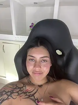 emily 22x online show from 02/21/25, 01:33