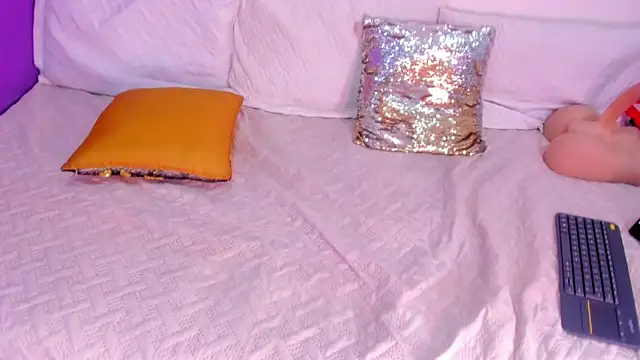 Snapshot of cookplleaser chatting on 02/19/25, 06:43 cookplleaser online show from 02/19/25, 06:43