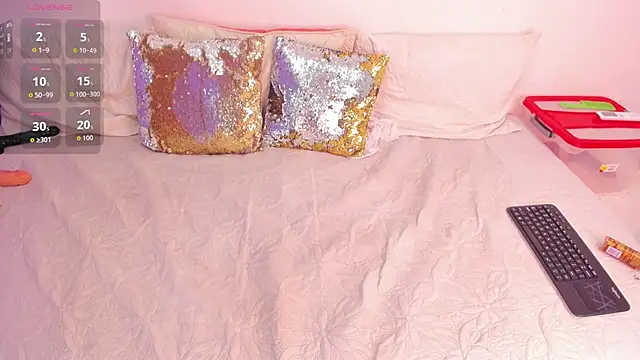 Snapshot of cookplleaser chatting on 09/30/25, 11:26 cookplleaser online show from 09/30/25, 11:26