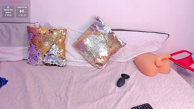 Snapshot of cookplleaser chatting on 10/16/25, 11:22 cookplleaser online show from 10/16/25, 11:22