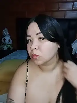 Snapshot of Chantal_lopez chatting on 06/08/26, 07:36 Chantal lopez online show from 06/08/26, 07:36