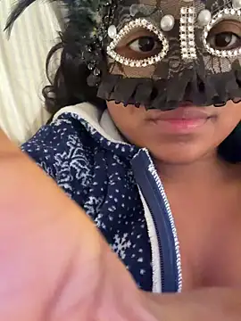 Bella Luna18 online show from 01/06/26, 03:38