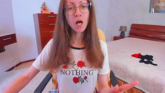 Pantyhose Mila online show from 02/16/26, 09:11