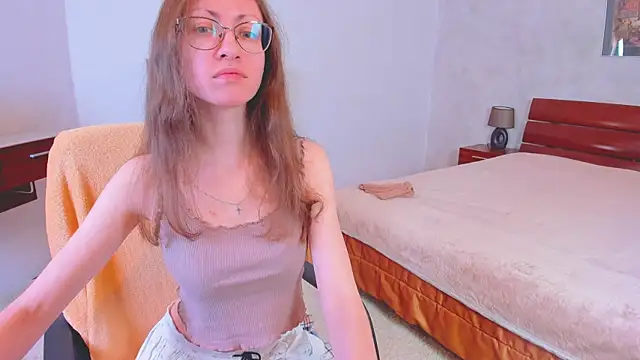 Pantyhose Mila online show from 02/24/26, 08:29