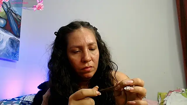 naihroby online show from 11/08/25, 04:34