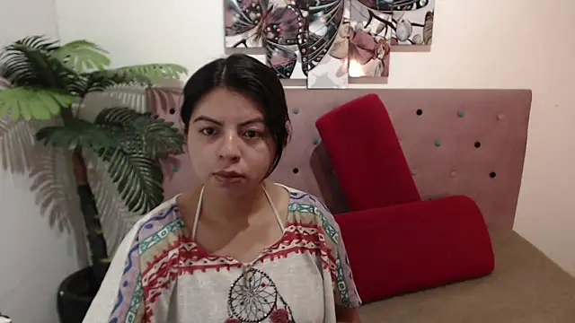CarolineBrunx online show from 03/07/25, 04:02