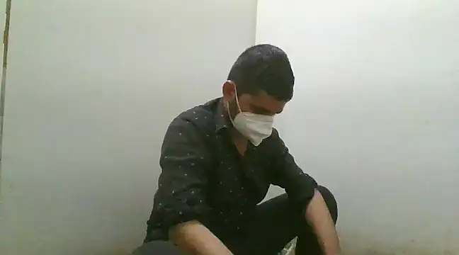 Snapshot of Ishan003 chatting on 02/06/25, 01:21 Ishan003 online show from 02/06/25, 01:21