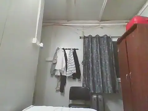 Snapshot of Ishan003 chatting on 02/12/25, 06:09 Ishan003 online show from 02/12/25, 06:09