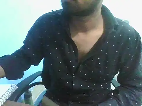 Snapshot of Ishan003 chatting on 11/17/25, 02:56 Ishan003 online show from 11/17/25, 02:56