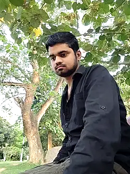 Ishan003 online show from 05/12/26, 12:41