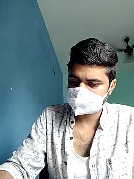 Ishan003 online show from 06/15/26, 04:47