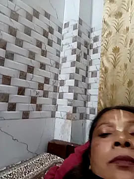 Snapshot of taniya_bhabi2 chatting on 02/06/26, 04:32 taniya bhabi2 online show from 02/06/26, 04:32