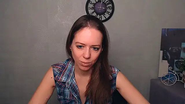 GloriaSi  online show from 03/15/25, 06:58