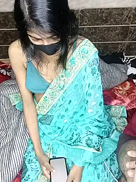 Snapshot of Shalu79 chatting on 12/22/24, 04:28 Shalu79 online show from 12/22/24, 04:28