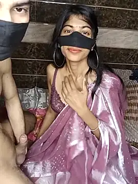 Snapshot of Shalu79 chatting on 02/24/25, 06:15 Shalu79 online show from 02/24/25, 06:15