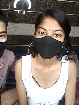 Snapshot of Shalu79 chatting on 03/05/25, 11:27 Shalu79 online show from 03/05/25, 11:27