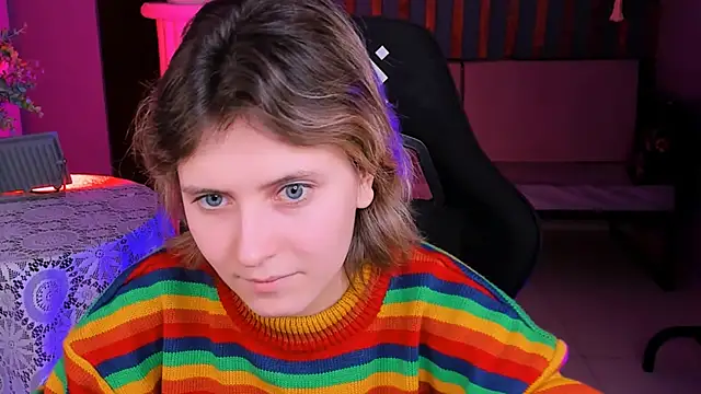 Snapshot of LolaAsmus chatting on 01/14/25, 08:20 LolaAsmus online show from 01/14/25, 08:20