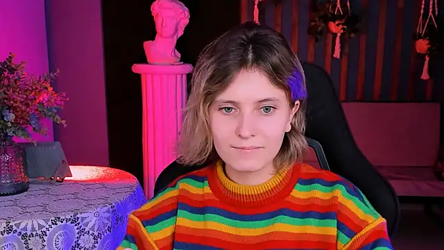 Snapshot of LolaAsmus chatting on 01/14/25, 02:32 LolaAsmus online show from 01/14/25, 02:32