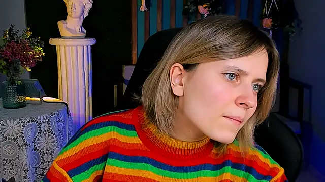 Snapshot of LolaAsmus chatting on 01/21/25, 12:18 LolaAsmus online show from 01/21/25, 12:18