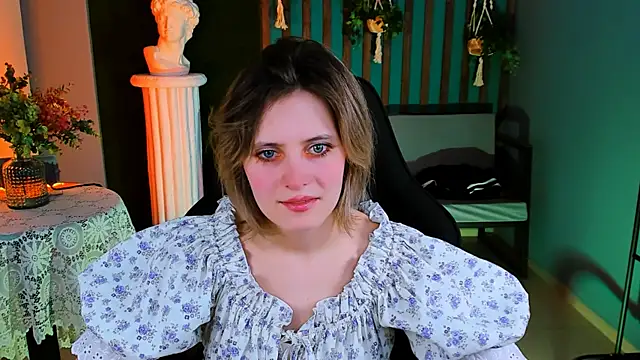 Snapshot of LolaAsmus chatting on 01/23/25, 08:15 LolaAsmus online show from 01/23/25, 08:15