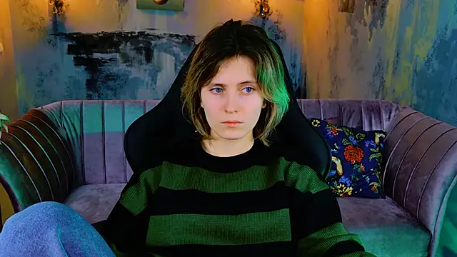 Snapshot of LolaAsmus chatting on 01/29/25, 05:19 LolaAsmus online show from 01/29/25, 05:19