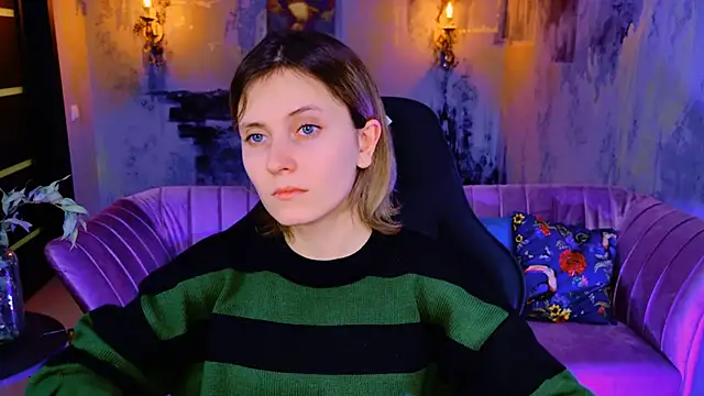 Snapshot of LolaAsmus chatting on 01/29/25, 08:29 LolaAsmus online show from 01/29/25, 08:29