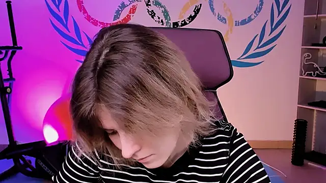 Snapshot of LolaAsmus chatting on 02/01/25, 05:07 LolaAsmus online show from 02/01/25, 05:07