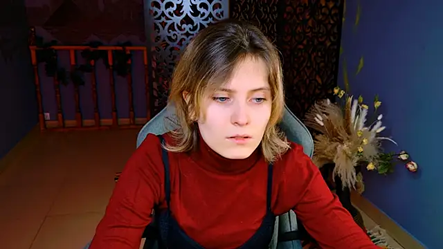 Snapshot of LolaAsmus chatting on 02/06/25, 01:10 LolaAsmus online show from 02/06/25, 01:10